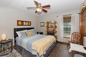 airbnb guestroom
